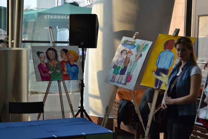 317505_265549270143279_171337399_n